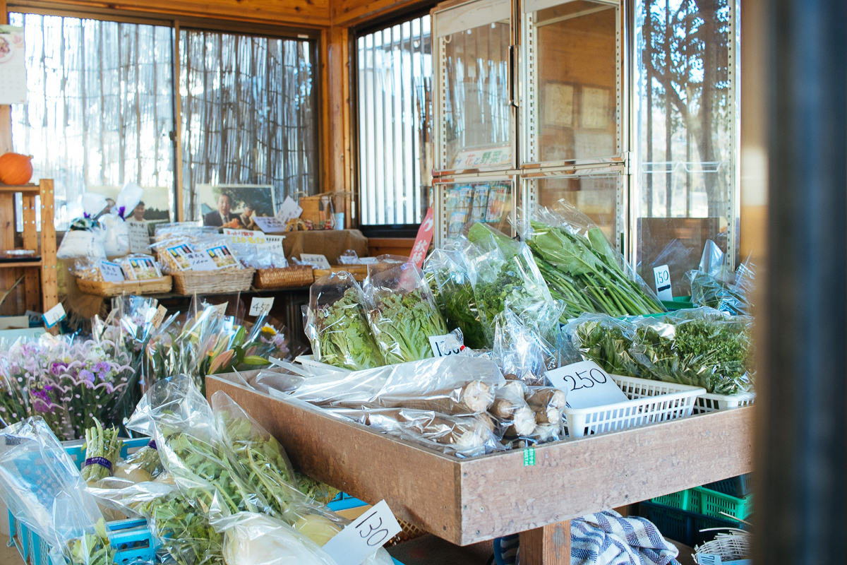 高梨農園の直売所内観の写真