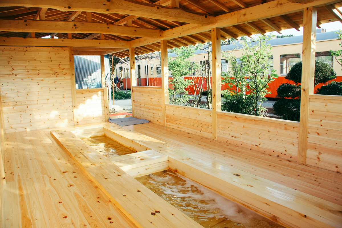 小湊鉄道の足湯の写真